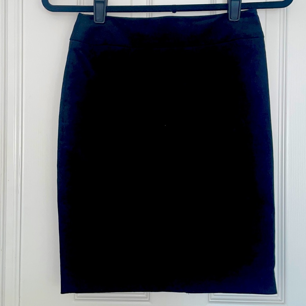 LOFT skirt, size 00P. NWT